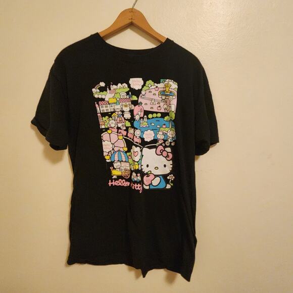 Hello Kitty and friends Graphic T-Shirt Size Large - Picture 1 of 4